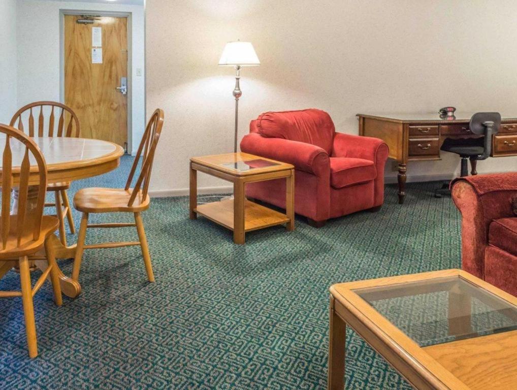 Quality Inn Royle Kittanning Exteriör bild