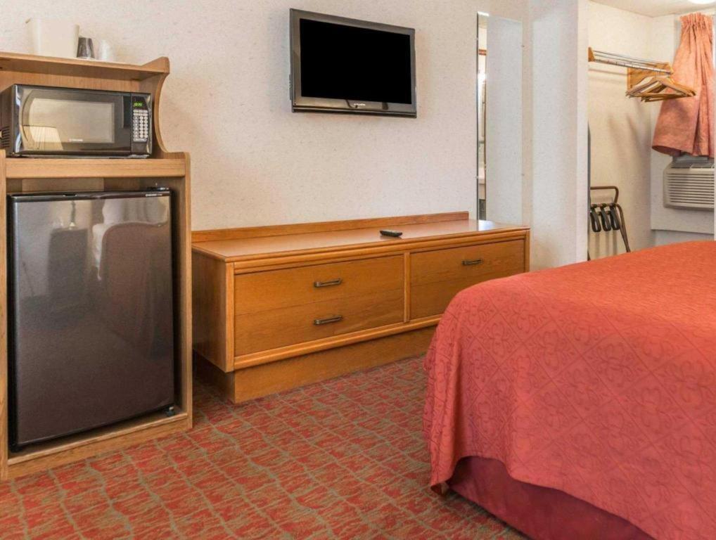 Quality Inn Royle Kittanning Exteriör bild