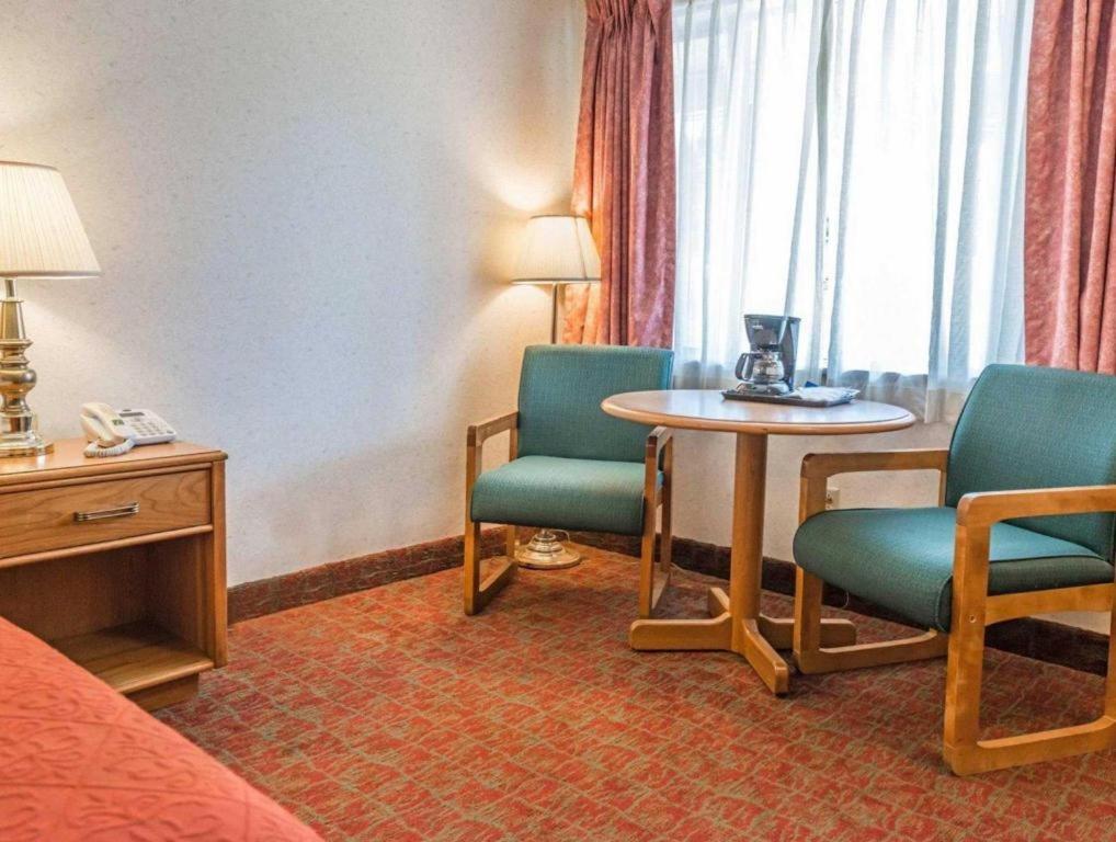 Quality Inn Royle Kittanning Exteriör bild