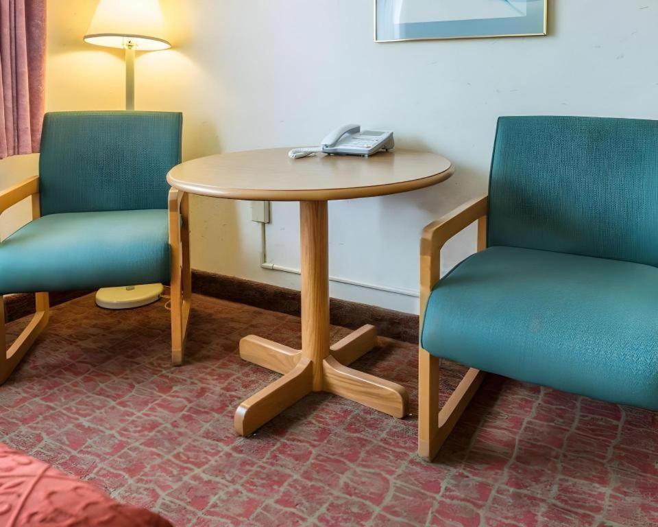Quality Inn Royle Kittanning Exteriör bild
