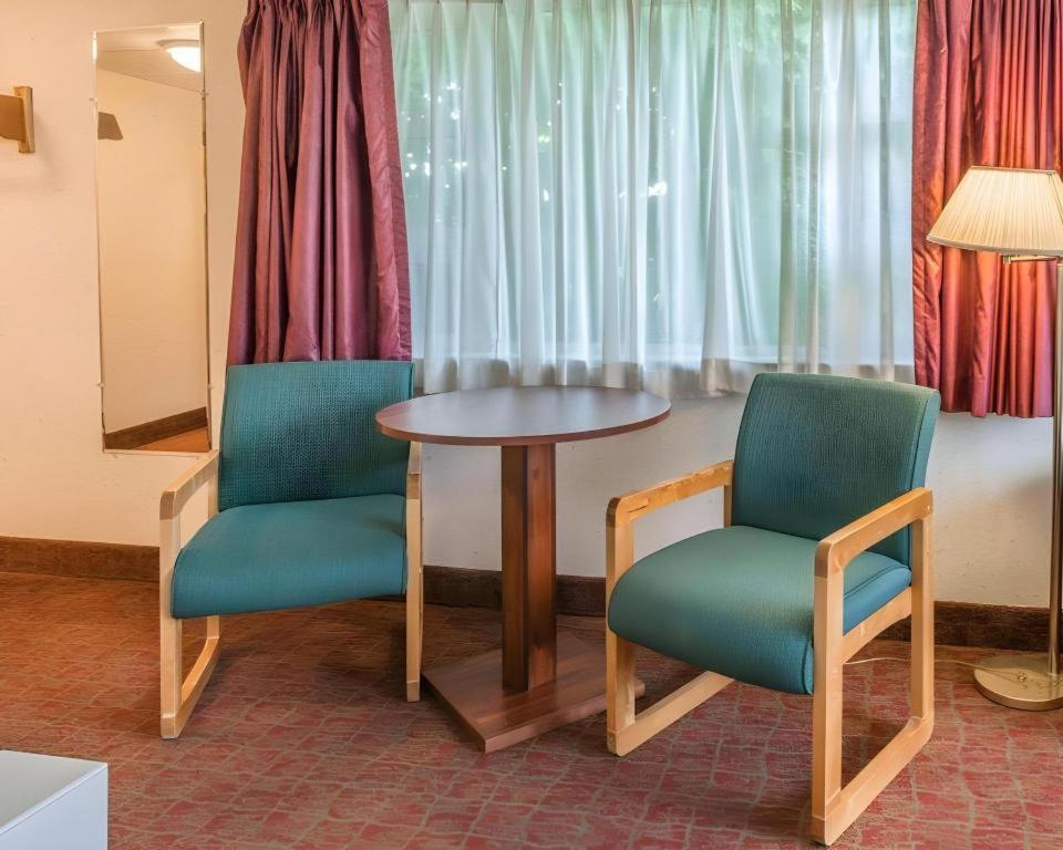 Quality Inn Royle Kittanning Exteriör bild
