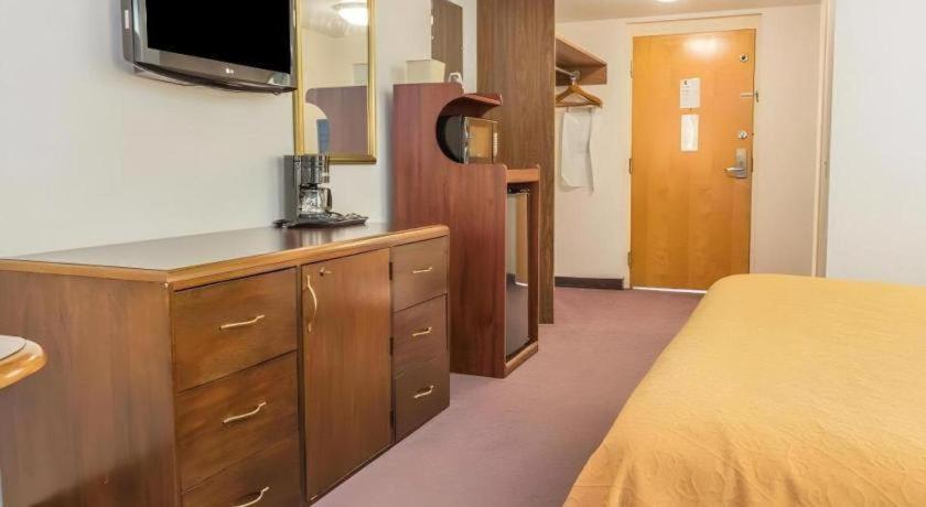 Quality Inn Royle Kittanning Exteriör bild